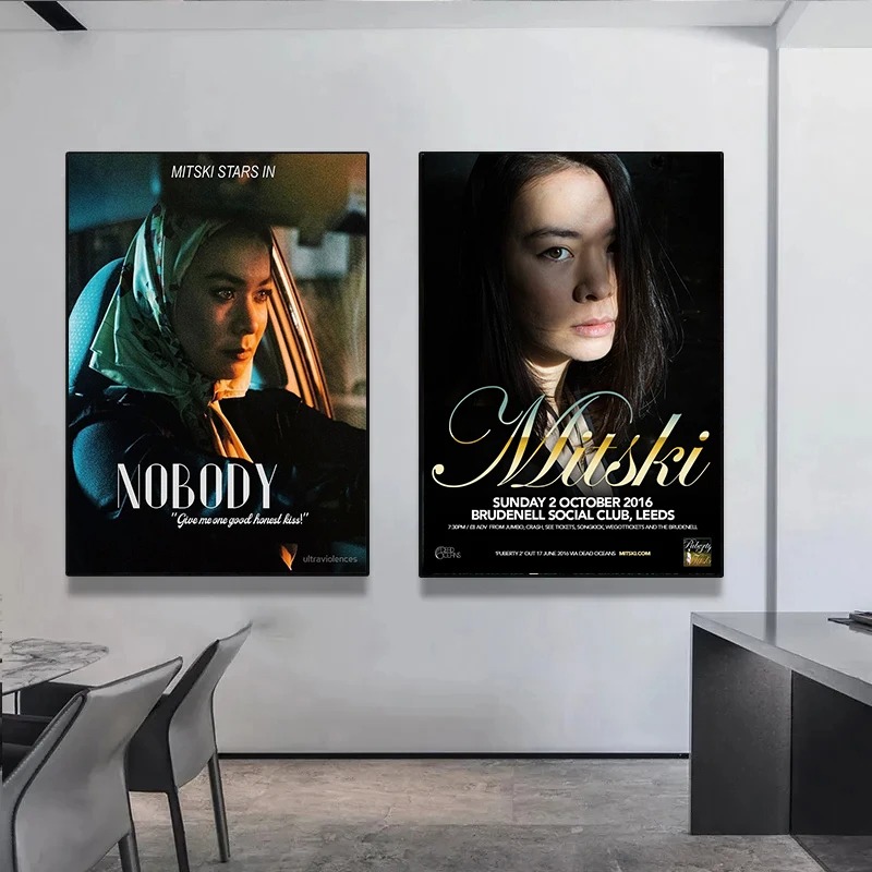 American Pop Singer MITSKI Art - Musical Instrument Painting recensione e prezzo